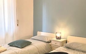 Lazy Time Apartment